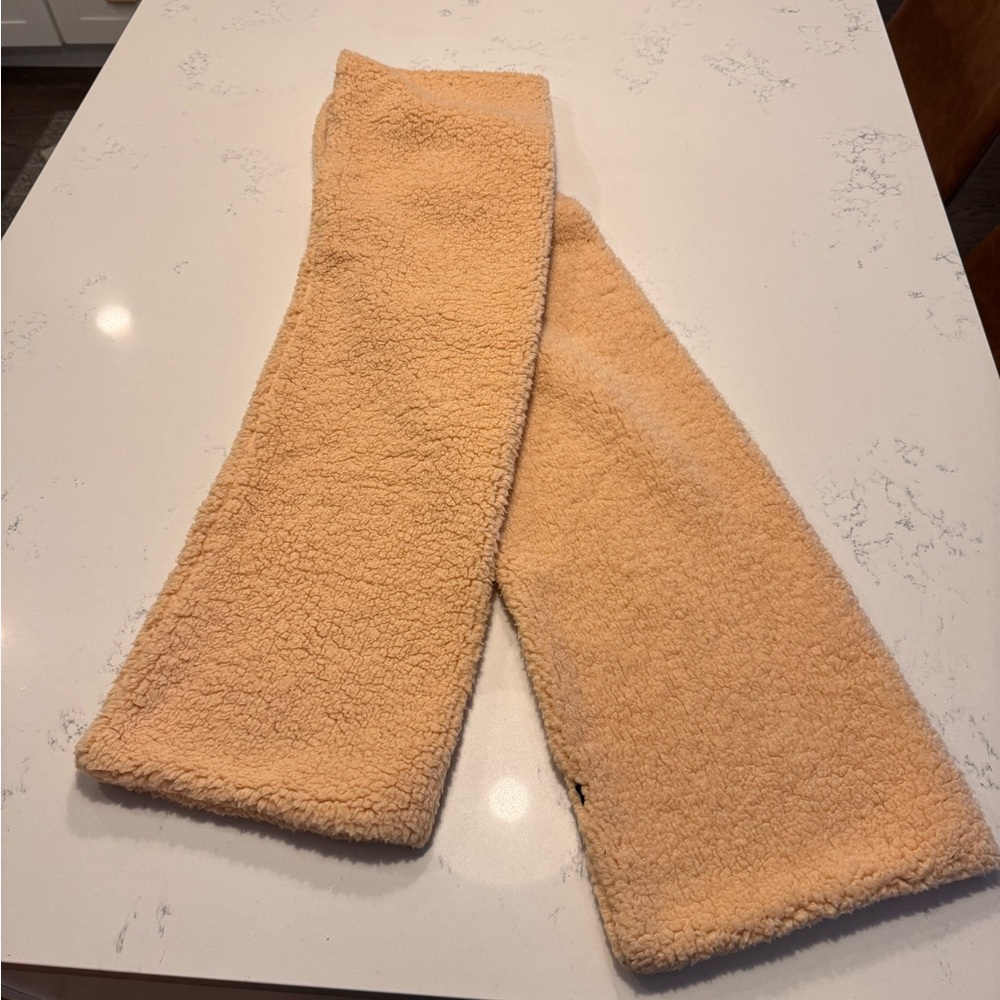 UO urban outfitters teddy borg long scarf